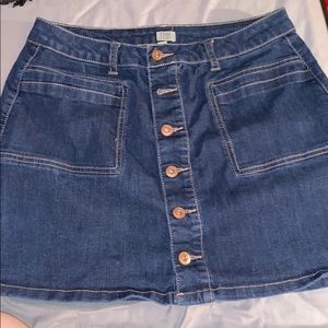 True craft blue jean skirt
